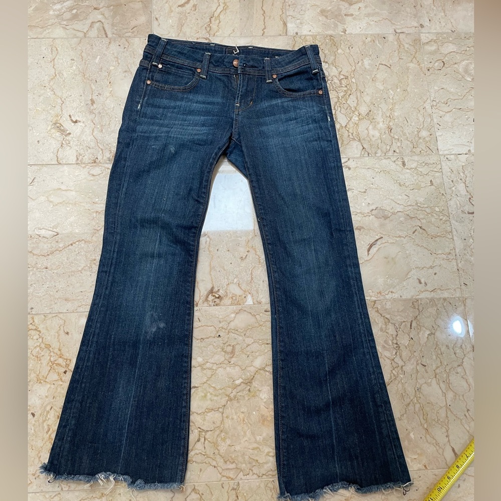 Vigoss blue jeans, ripped at bottom